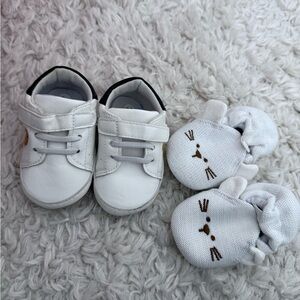 Stylish White Baby Walker Shoes with Velcro Straps